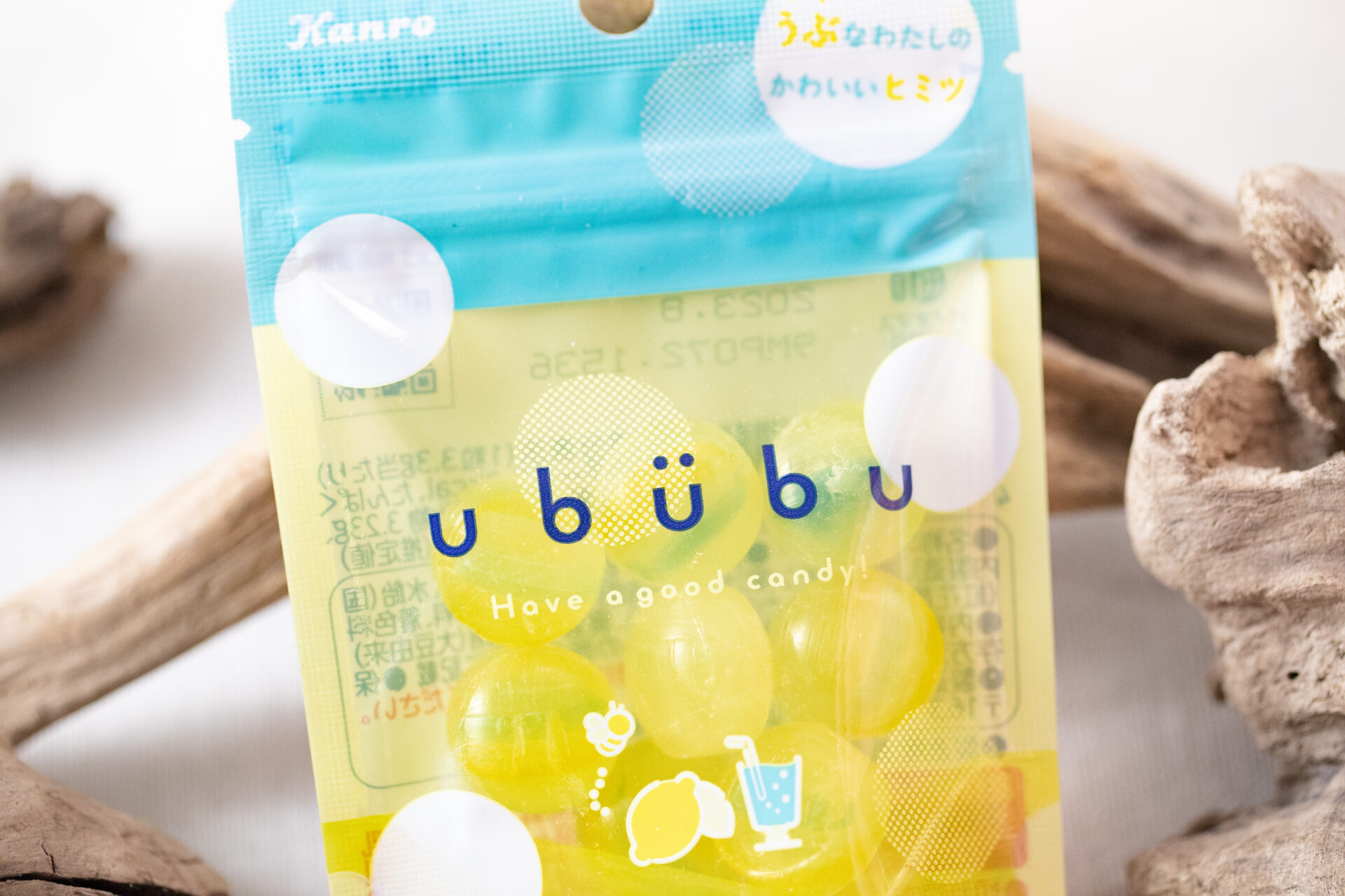 カンロ『ububuキャンディ ハニーレモンソーダ味』はレモンの甘酸っぱさとはちみつのほろ苦さがたまらない、後味すっきり系キャンディ！