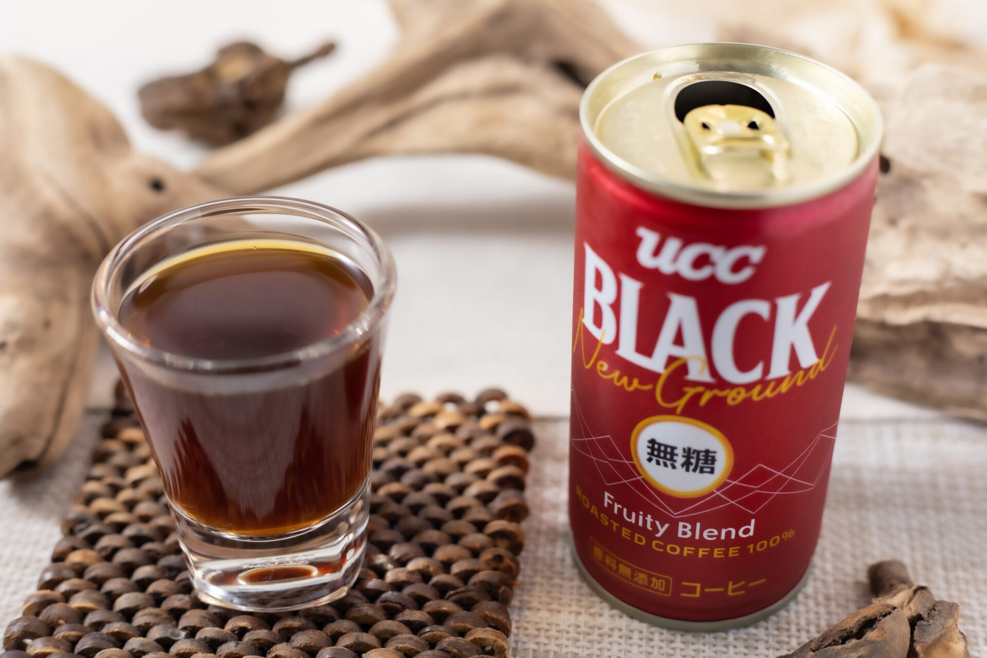 UCC『BLACK無糖 New Ground Fruity Blend 缶 185g』